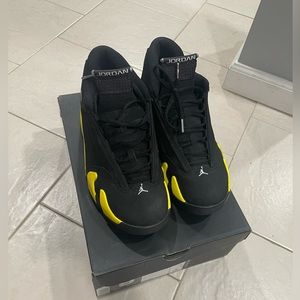 NIKE AIR JORDAN 14 RETRO THUNDER 487471-070 Black/Yellow Men's US9 size